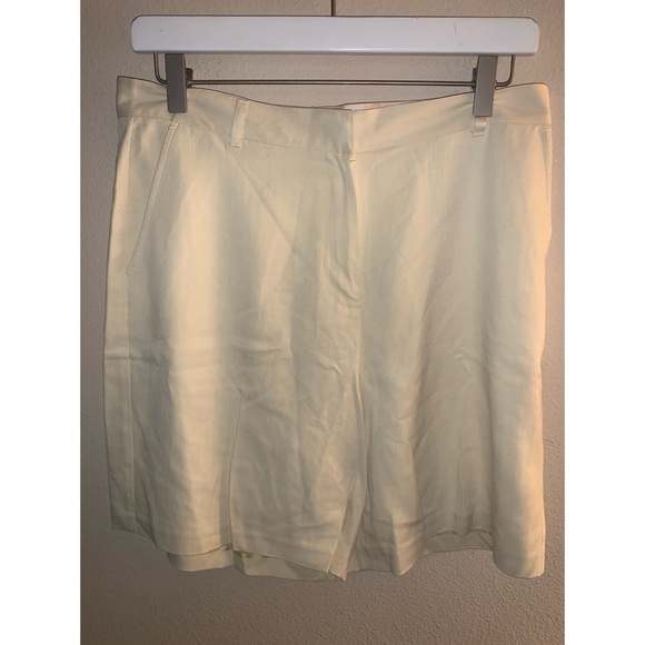 Tommy Bahama 100% Silk Yellow Bermuda Shorts Women’s Size 10 - Picture 1 of 3